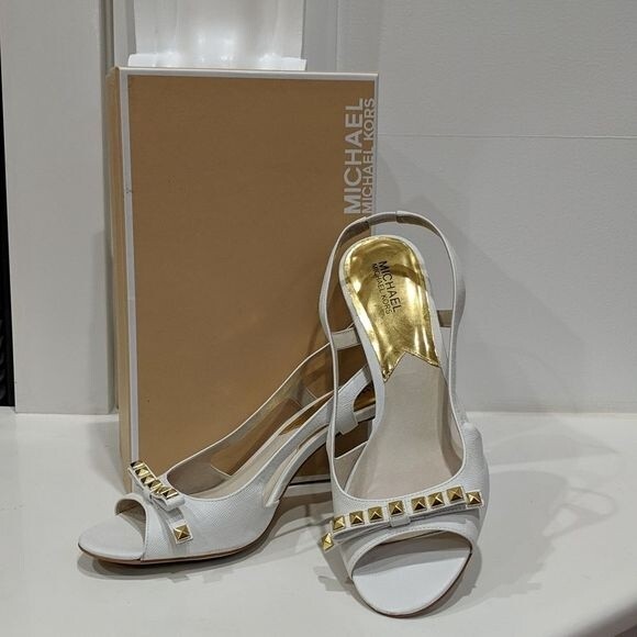 Michael Kors Livvy Sandal, Size 11, Optic White - Picture 1 of 5